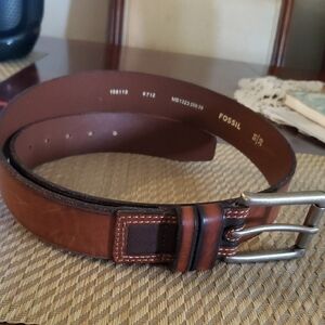 Fossil Men's Brown Leather Belt - Classic Casual Style